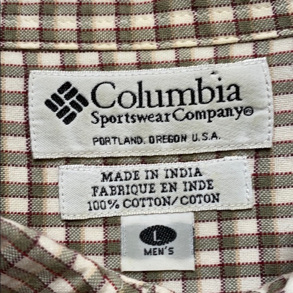 Columbia Short  Sleeved Button Down Shirt, plaid - Picture 7 of 9